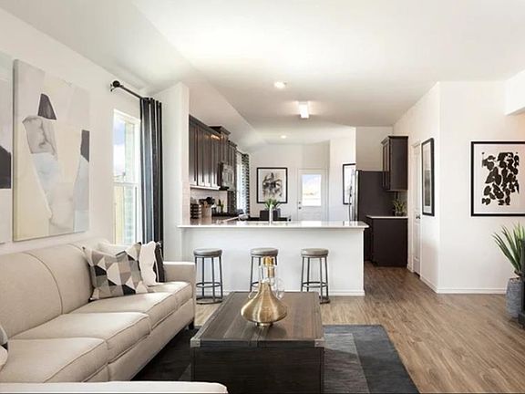 2nd image of 314 Milliner Loop