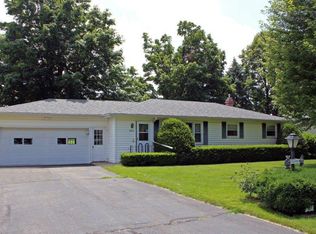 852 Comus Dr, Delavan, WI 53115