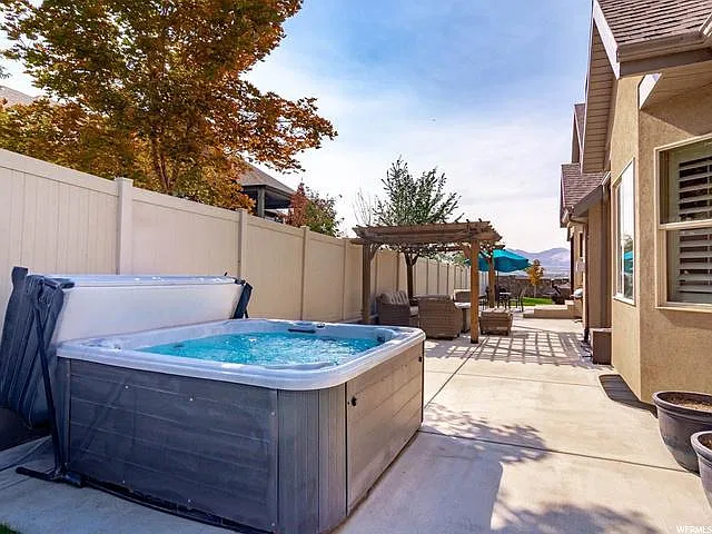 14224 S Newbury Park Cir — Photo 4