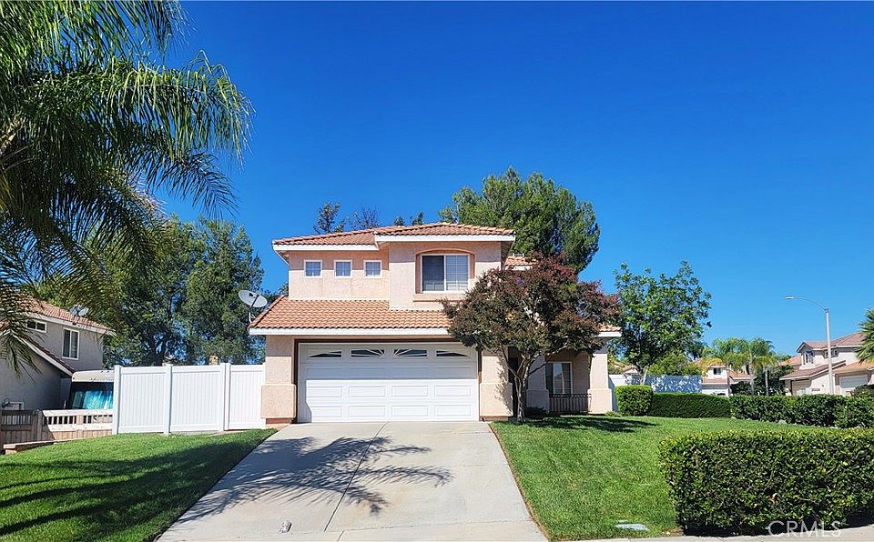 1st image of 33498 Camino Hernandez