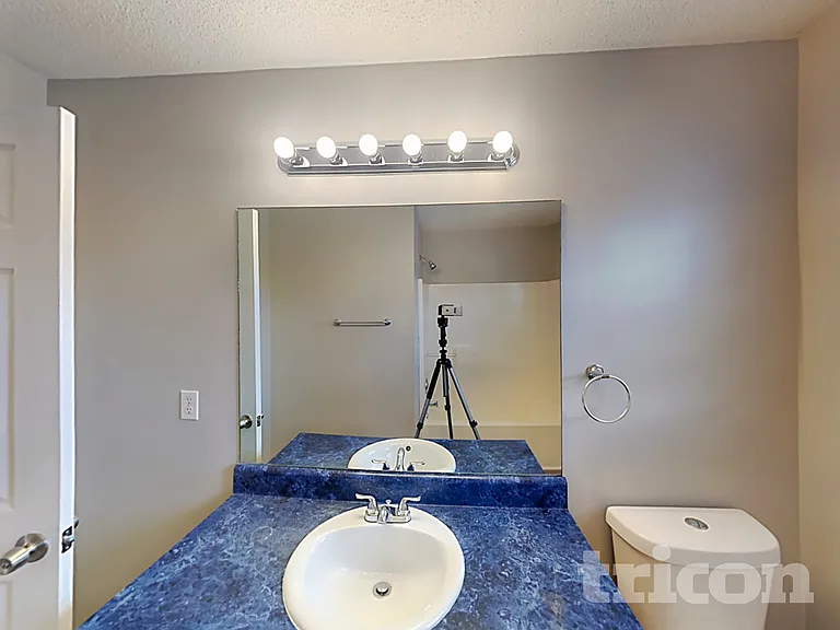 404 Remington Ct — Photo 10