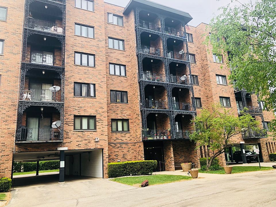 1st image of 9332 Landings Ln Unit 204