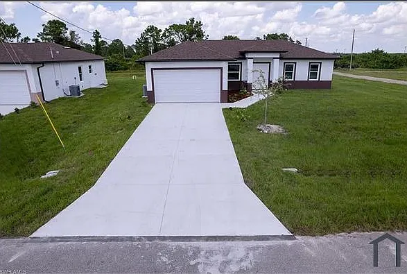3 bed, 1439 sqft, $2,700 — Photo 2