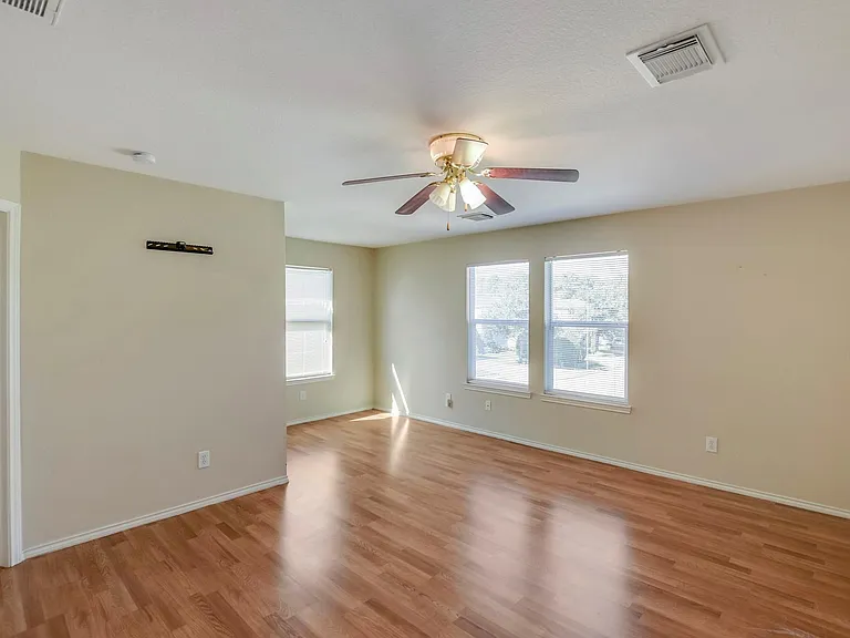 18231 Valebluff Ln — Photo 12