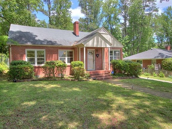 2nd image of 215 Forestwood Dr