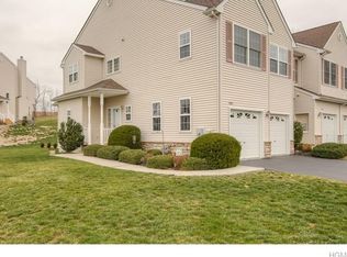 1808 Pondview Loop, Wappingers Falls, NY 12590