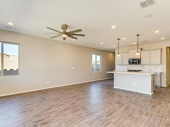 4th image of 18176 W Glenhaven Dr