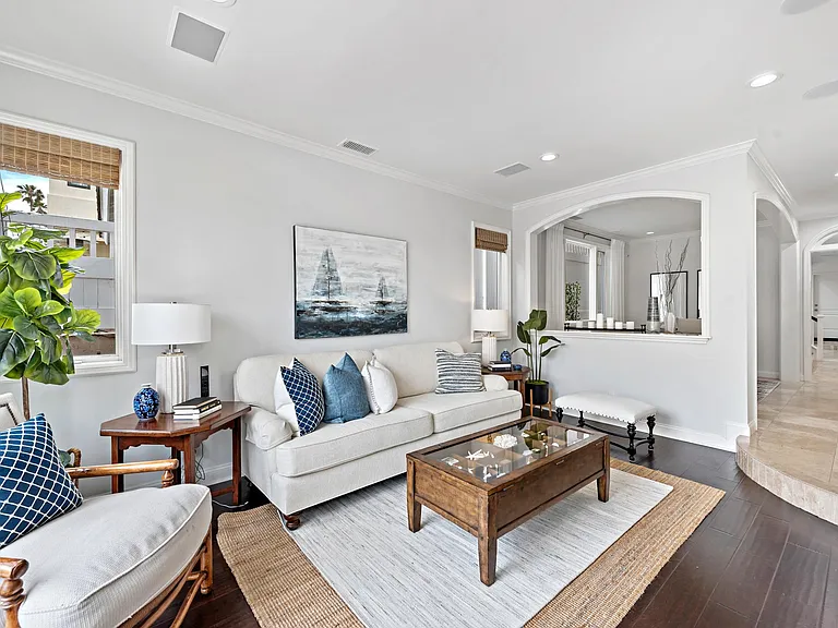 315 Goldenrod Ave — Photo 5