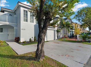 8725 SW 158th Pl, Miami, FL 33193