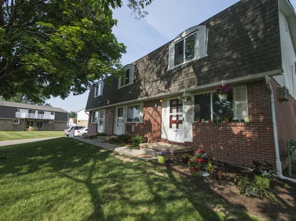 Little Williamsburg Apartments, 341 Noble St W #A4e8f1d9b, East Canton, OH 44730