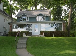 1635 Cedar Point Dr, Delavan, WI 53115