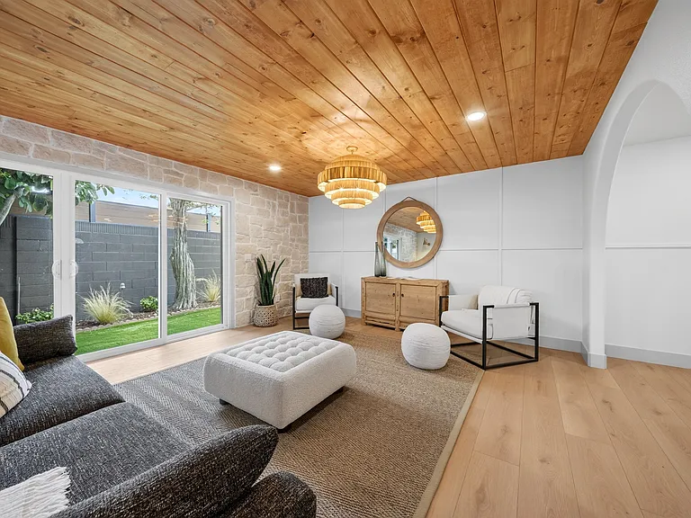 931 Carina Ave — Photo 13
