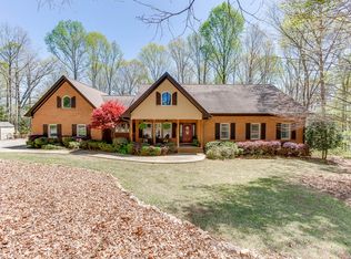 1246 Olde Lexington Rd, Hoschton, GA 30548