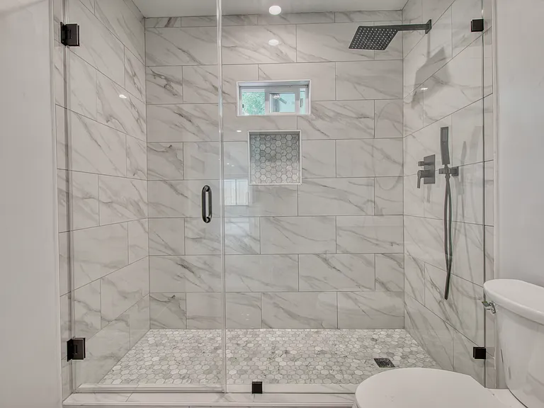 7989 Sale Ave — Photo 2