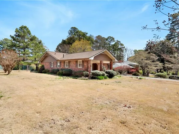 2297 Hylaea Rd, Tucker, GA 30084