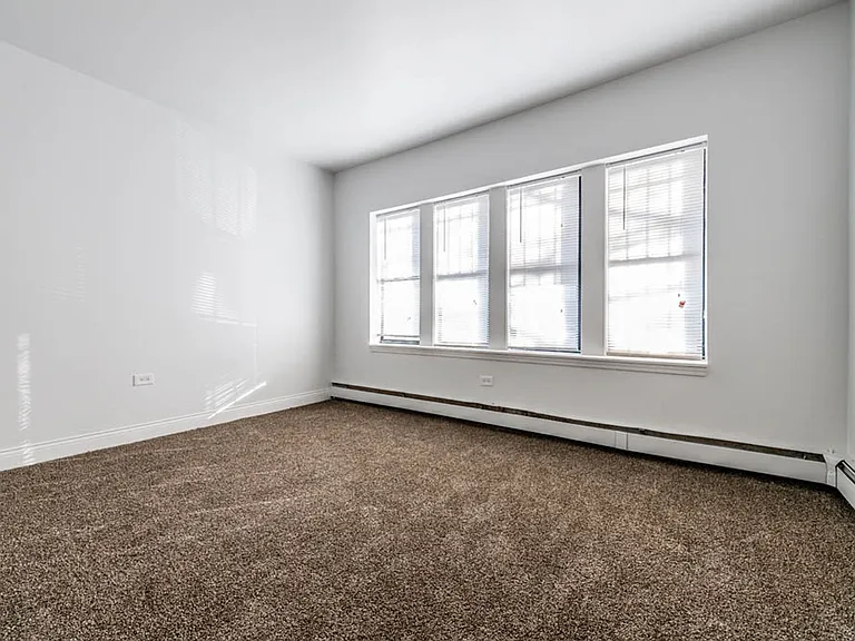 5100 W Madison — Photo 8