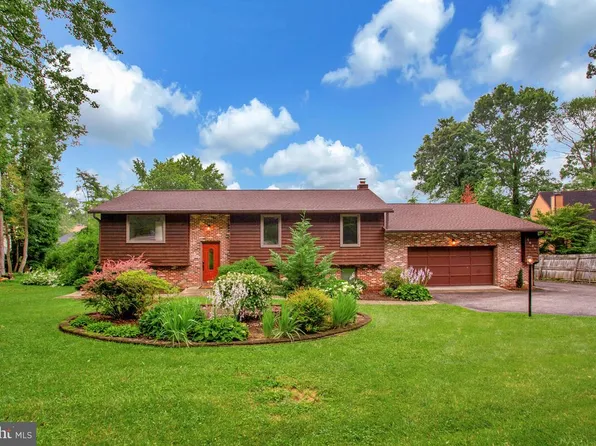 1428 Oak Bluff Rd, Edgewater, MD 21037