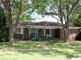 209 Elmwood Rd, Walbridge, OH 43465