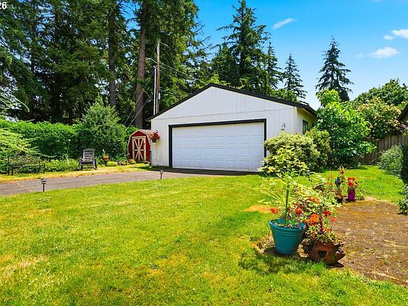 2nd image of 1014 SE 175th Pl