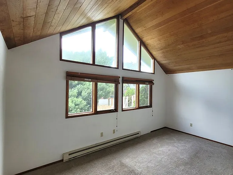 5507 Haida Way — Photo 34