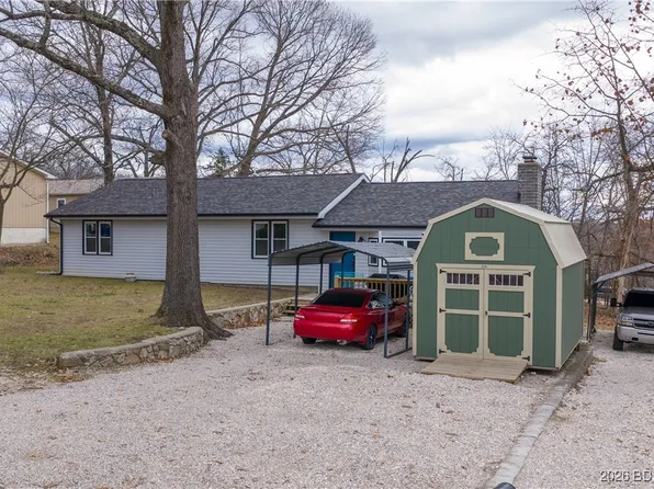 92 Helms St, Camdenton, MO 65020