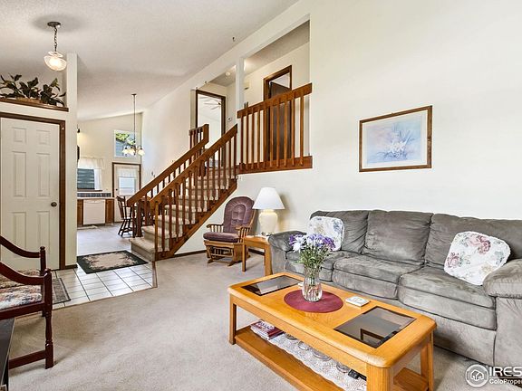 2nd image of 843 Bitterbrush Ln