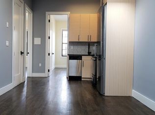 5438 Arnold Ave APT 2L, Maspeth, NY 11378