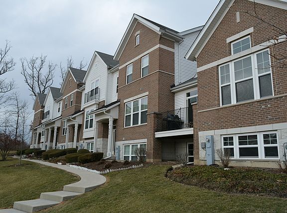 3rd image of 978 Tuscany Dr