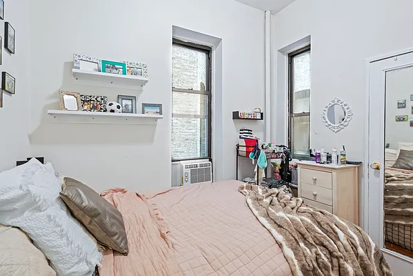 Rented by Oxford Property Group | media 13