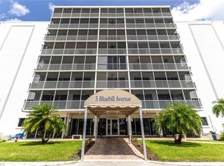 5 Bluebill AVE #105, NAPLES, FL 34108