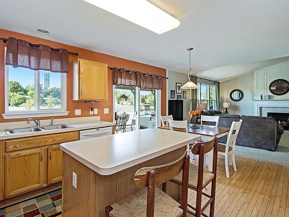 2nd image of 8005 Mallard Way
