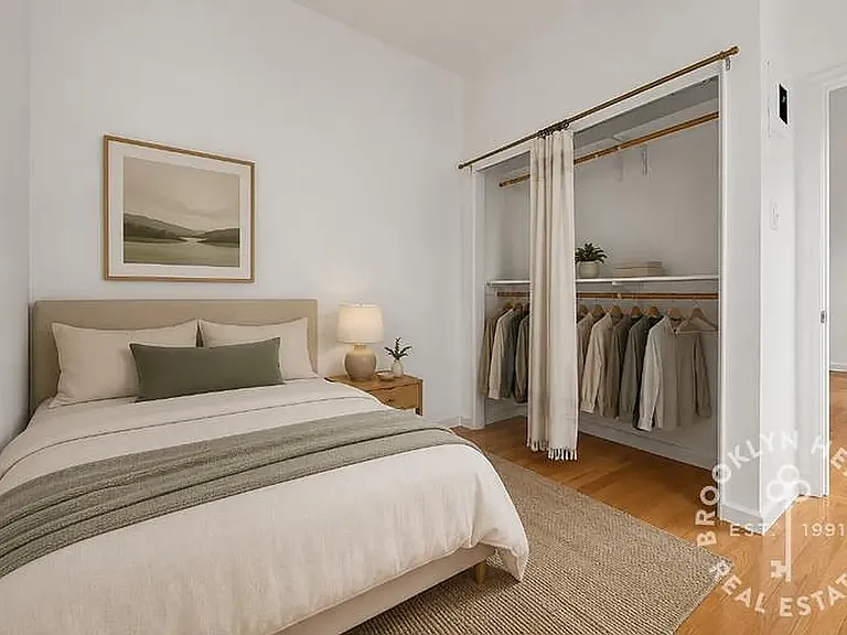 211 6th Ave #B3 — Photo 3