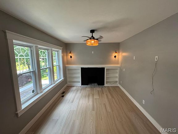 3rd image of 5230 Bancroft Ave