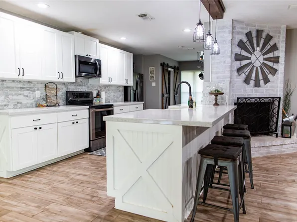 14902 Bernard Timbers Dr, East Bernard, TX 77435