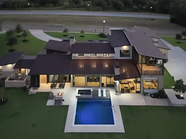 3320 Sycamore Trl, Bryan, TX 77807