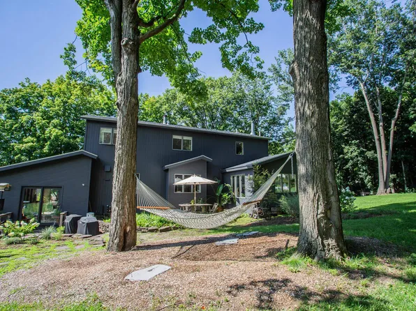 68 Chittenden Drive, Burlington, VT 05401