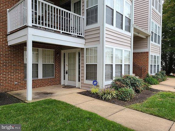 2nd image of 3580 Sherbrooke Cir #8-102