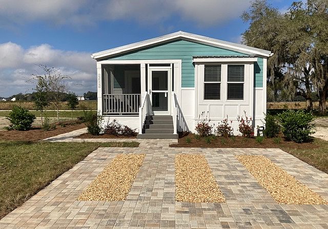 1st image of 12112 Grand Oaks Blvd