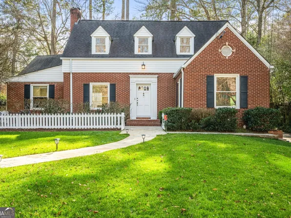 1772 Meadowdale Ave NE, Atlanta, GA 30306