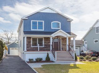 24 Braham Ave, Amityville, NY 11701