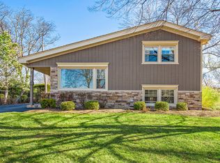 5919 Brookbank Rd, Downers Grove, IL 60516