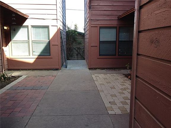 2nd image of 2222 Mission Hill Cir APT 104