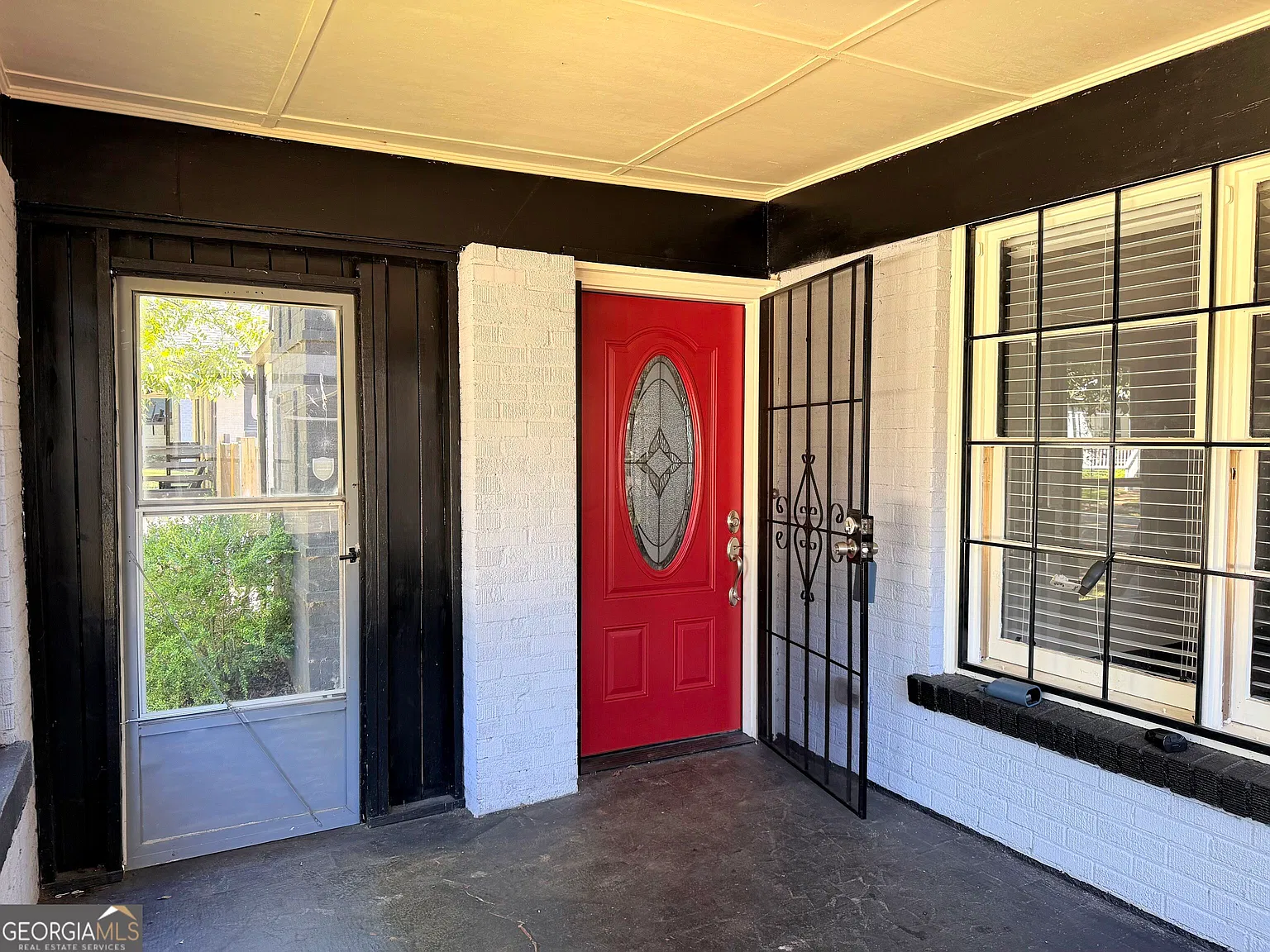 3 bed, 2.0 bath, 1890 sqft, $1,895 — Photo 4
