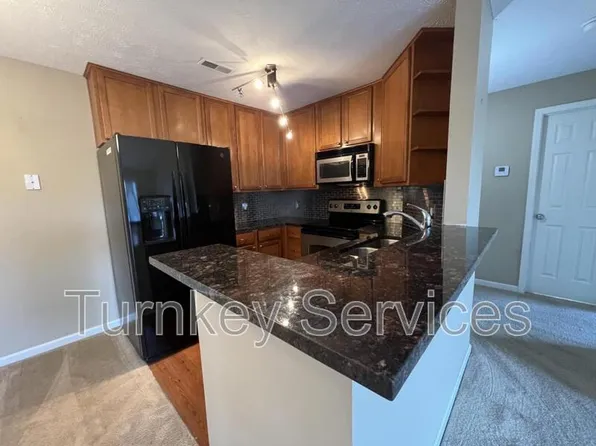 5016 California St APT 12, Omaha, NE 68132