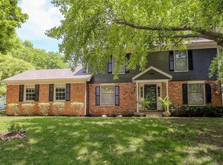 11301 Grandview St, Overland Park, KS 66210