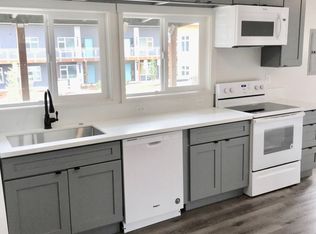 4248 NE Highland Ct #10433420, Portland, OR 97218