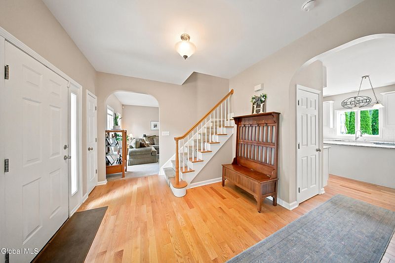 3rd image of 12 Bridget Circle