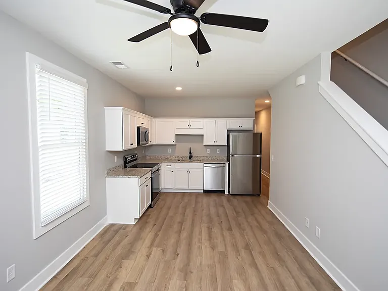 425 Whaley St #A — Photo 1
