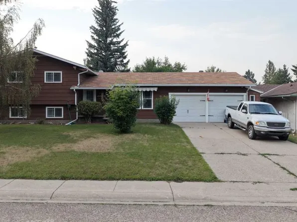 2312 S 17th St, Nanton, AB T0L 1R0
