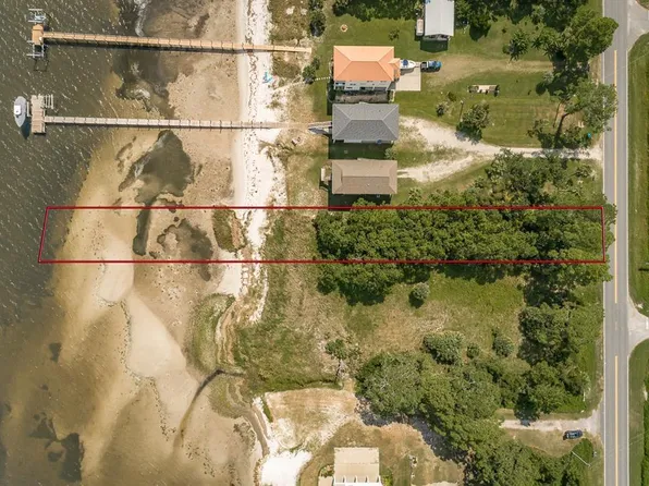 2192 Highway 98 E, Carrabelle, FL 32322